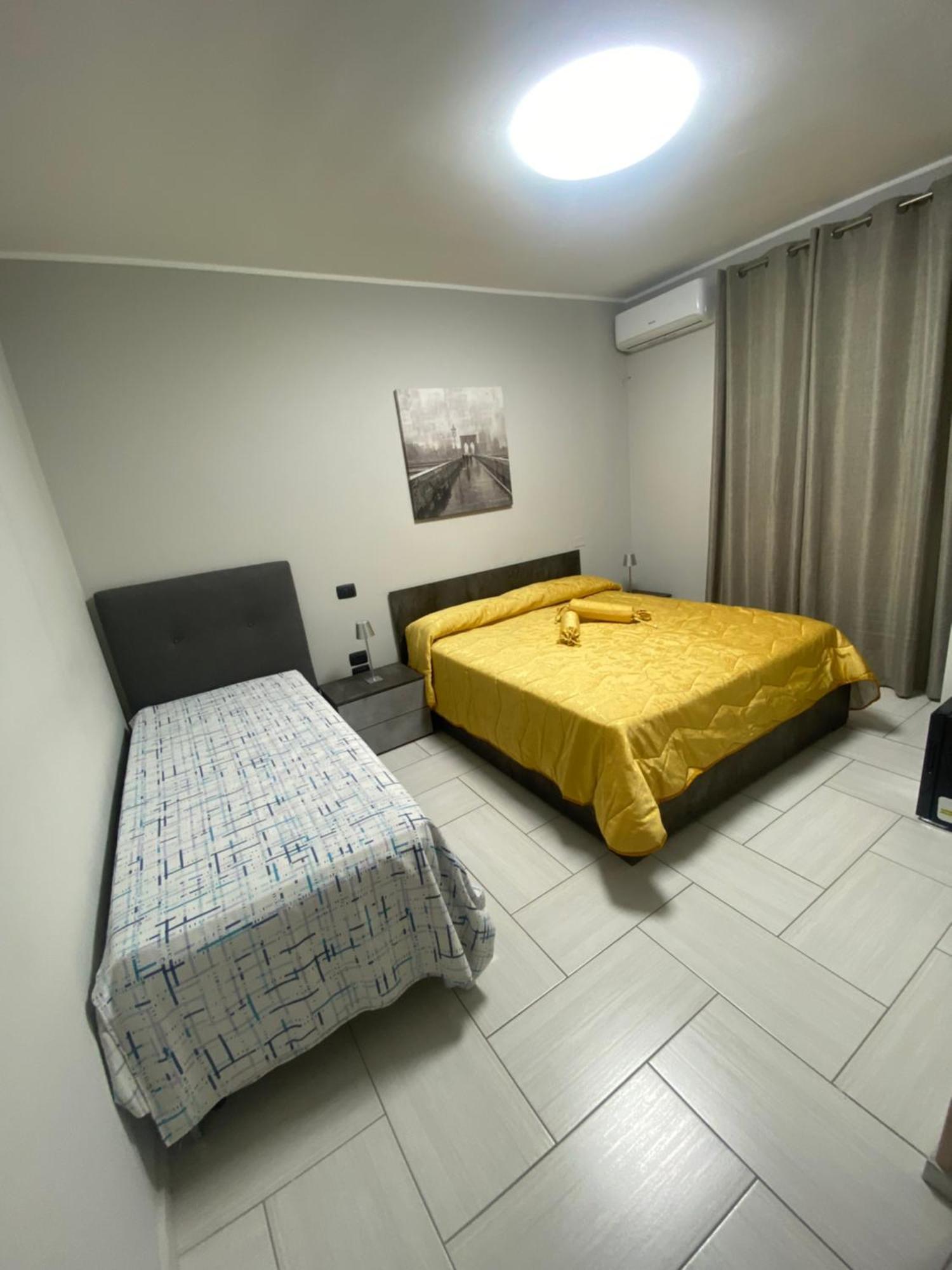 Casa Giuly 181 Bed and Breakfast Napoli Esterno foto